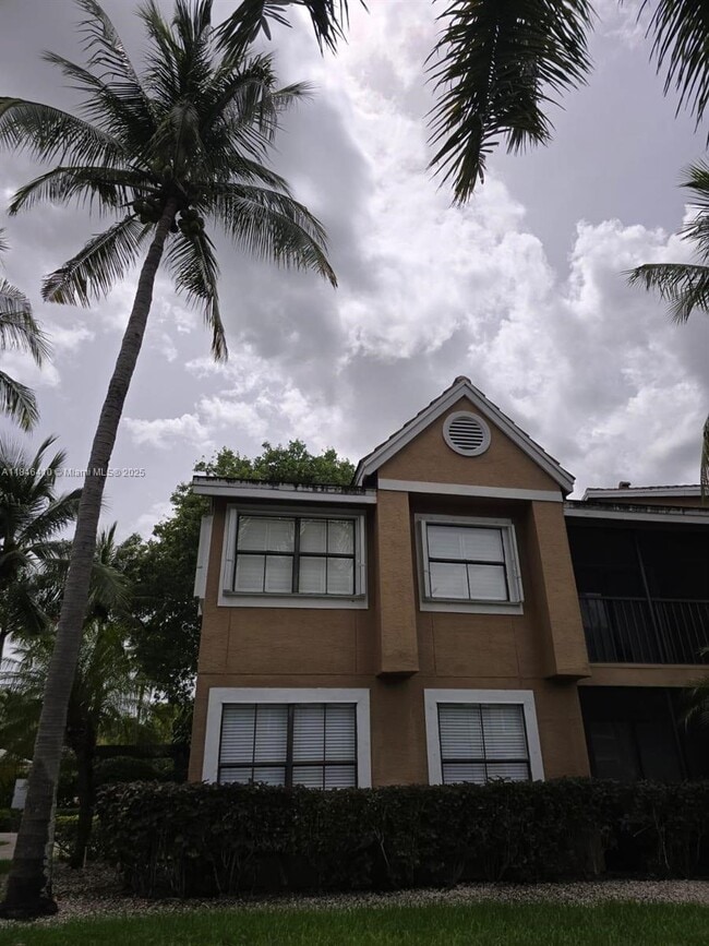 Building Photo - 10681 SW 156th Pl Unit 410 Rental