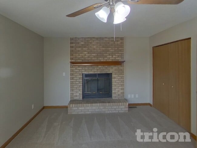 Photo - 1040 Catherwood Dr
