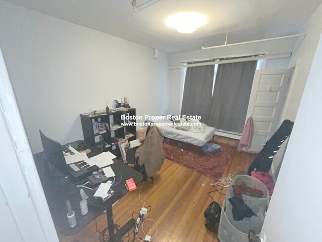 Photo - 80 Fenway St