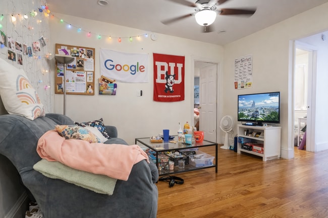 Photo - 324 St Paul St Unit 4