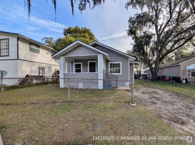 Building Photo - 5625 Alta St Rental