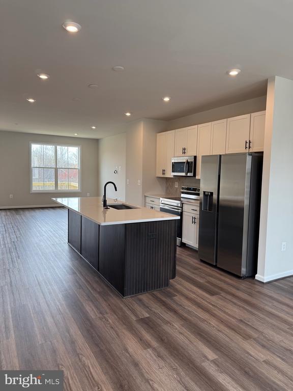 Photo - 7715 Harlow Cir