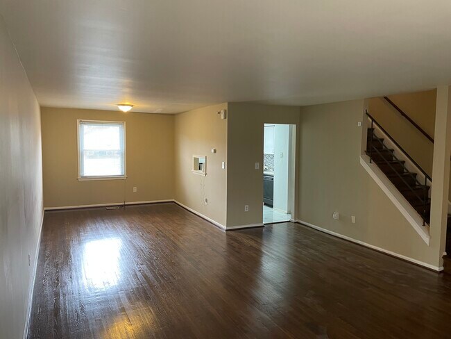 Photo - 164 Old Enterprise Rd