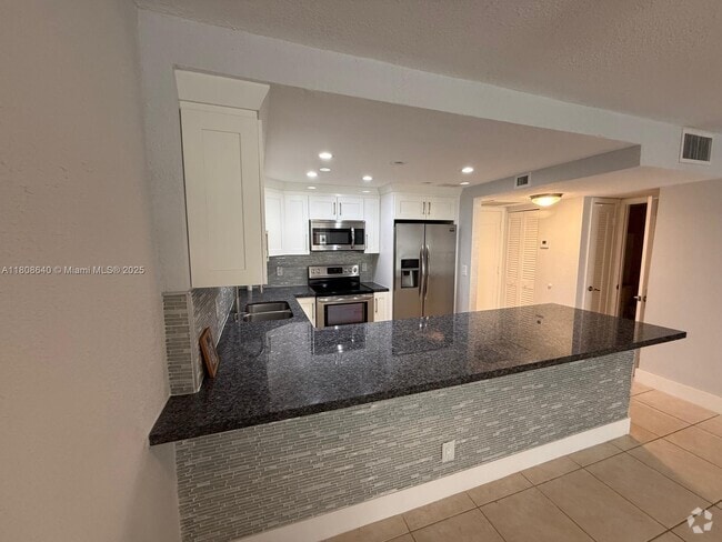 Building Photo - 1801 S Ocean Dr Unit 243 Rental