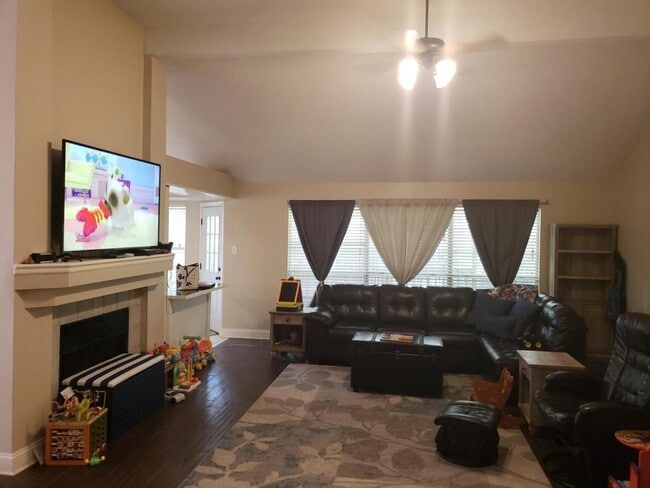 Photo - 8010 Blackfin Dr