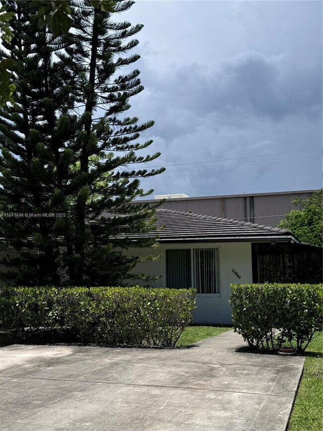 Photo - 11850 SW 81st Rd Unit 0
