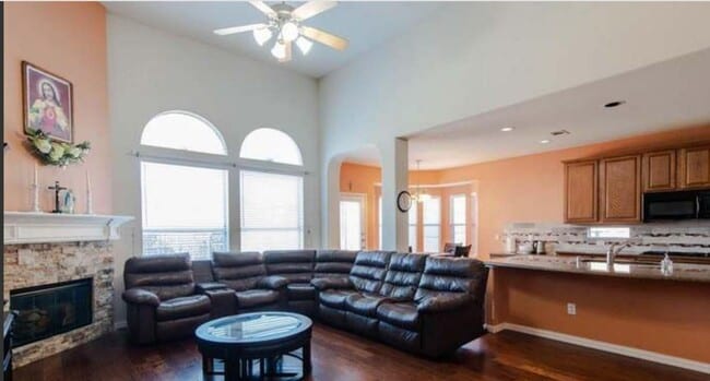 Photo - 8373 Brightside Ln