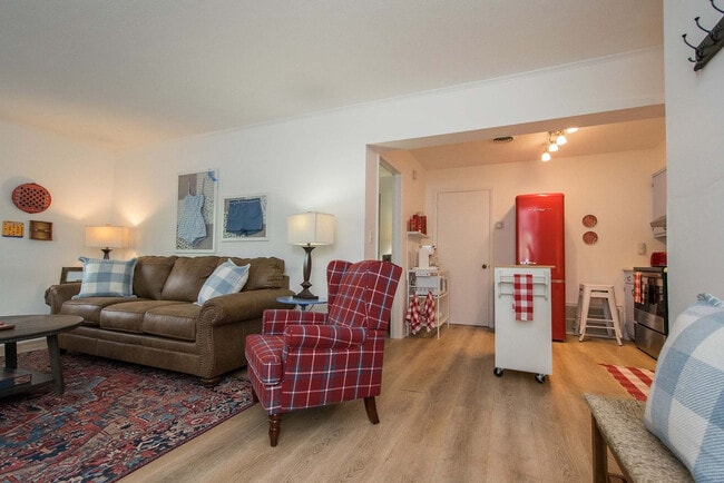 Photo - 20 Lake Jordan Ln Unidad SI ID1597505P