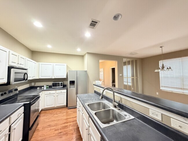 Photo - 3329 Fernview Dr