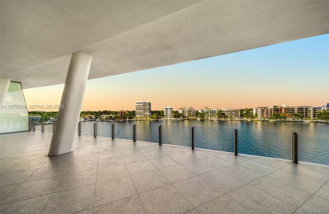 Photo - 5 Grove Isle Dr Unit L506