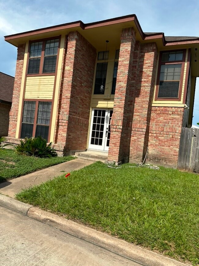 Photo - 8623 Beechcrest St