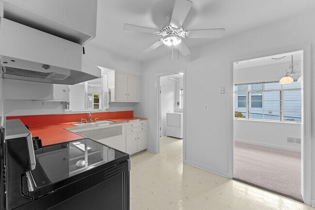 Photo - 5021 24th St S