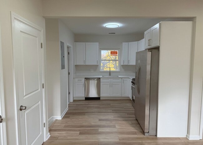 Photo - 5216 Duke Ave Unidad Up