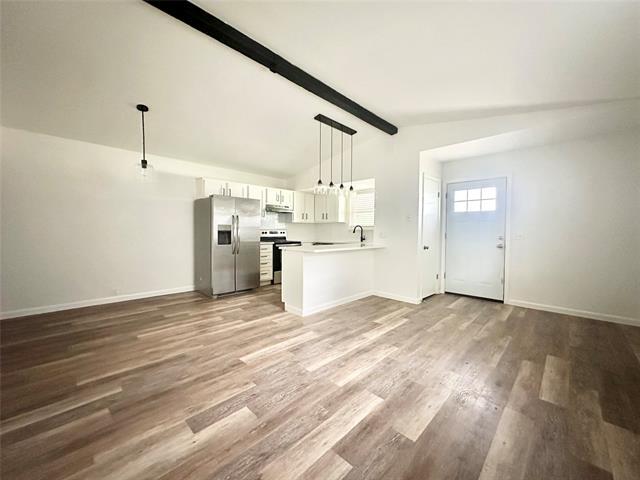 Photo - 4933 Curzon Ave