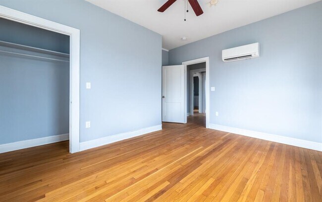 Photo - 3111 Grooms St