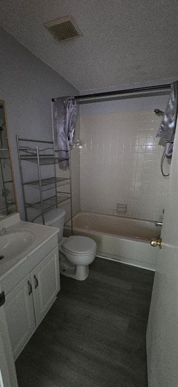 Photo - 304 Camillia Ln