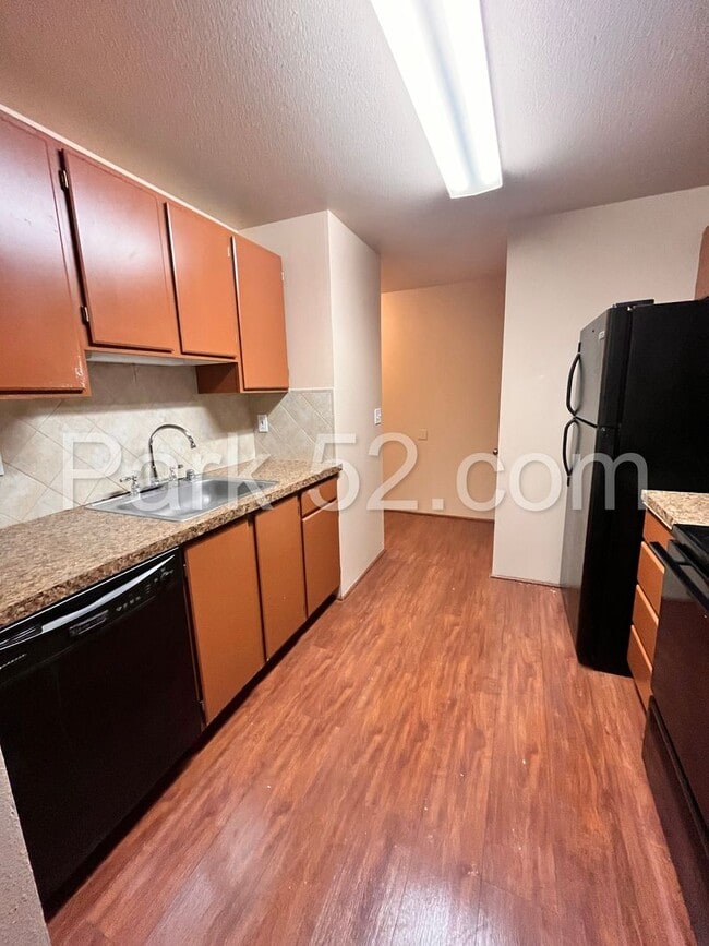 Photo - Puyallup Area 2 Bedroom 2nd Floor Apartment Unit 17708-D