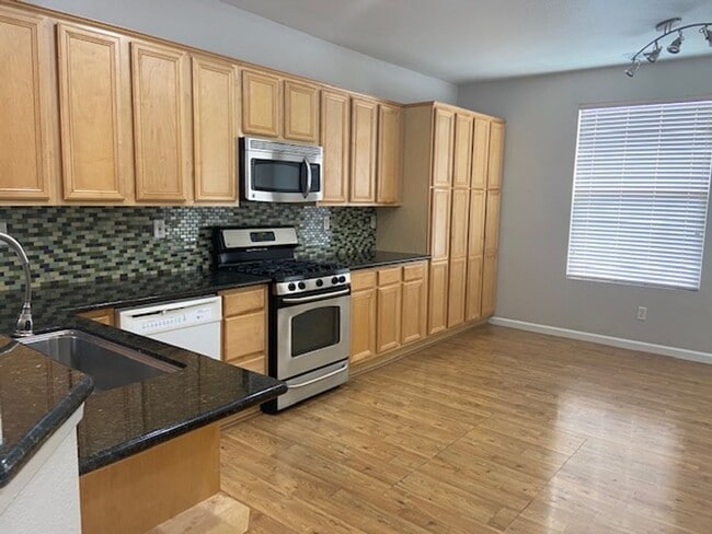 Photo - South Reno - Double Diamond Stunner - Tons of Amenities!