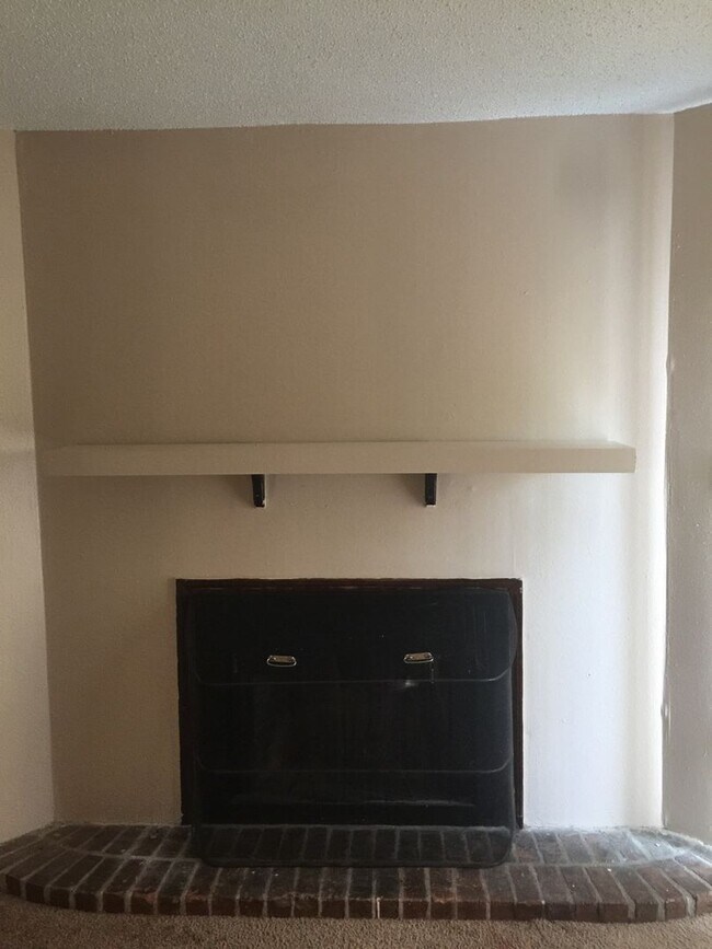 Photo - 2 bedroom 2 bath town home in a gated comm...