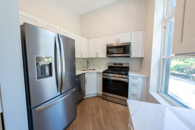 Photo - 2246 N Clark St Unidad Apt 1