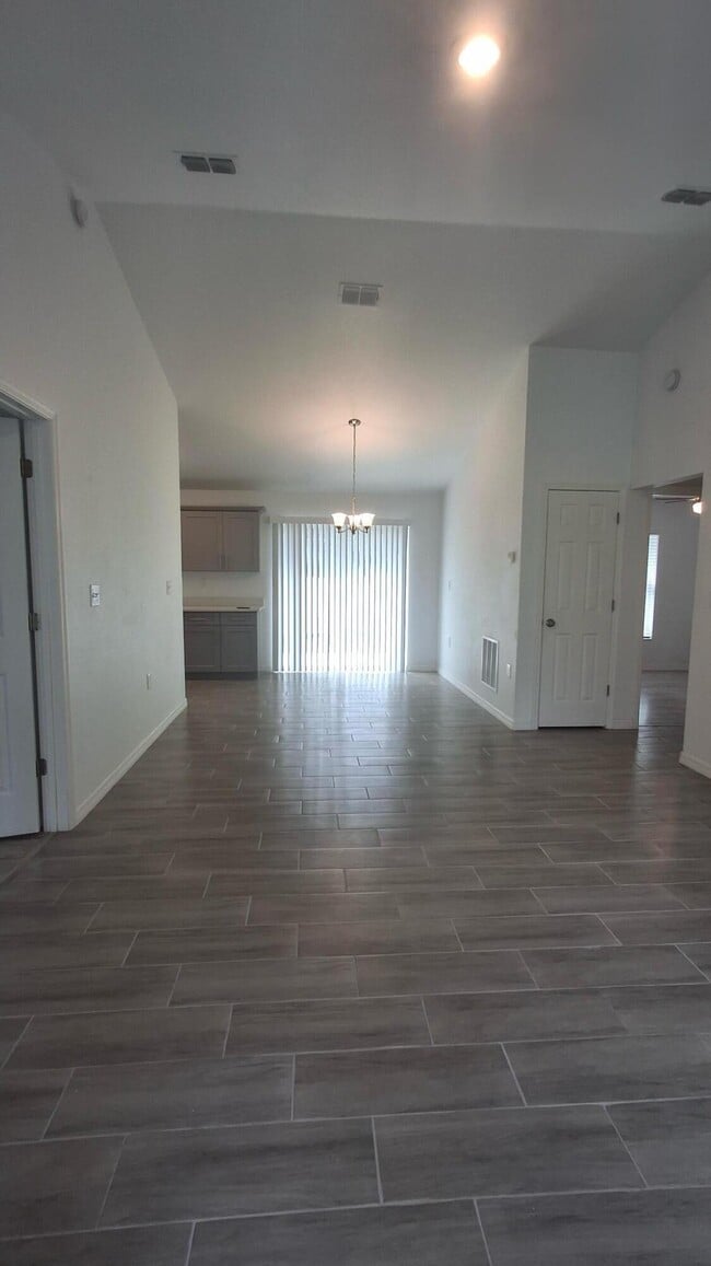 Photo - 19850 Eagle Dr