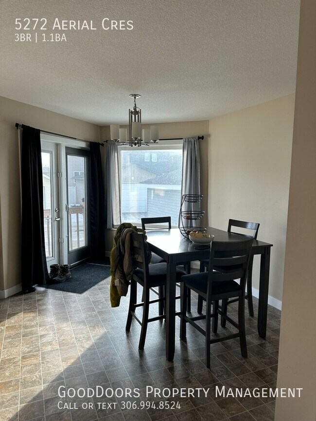 Photo - 5272 Aerial Cres