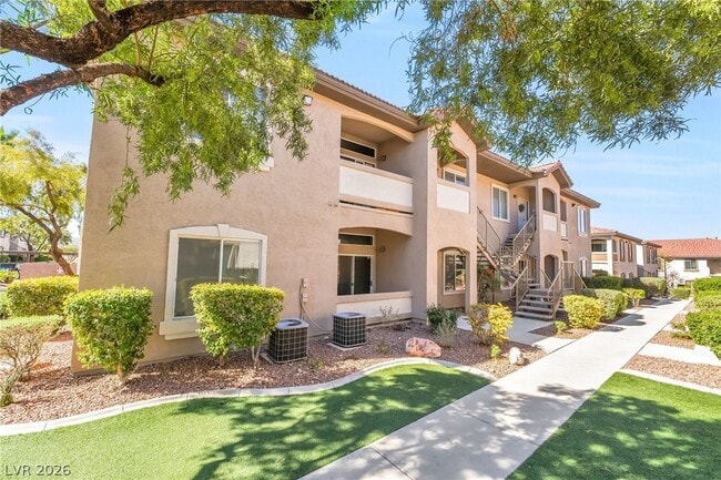 Photo - 2305 W Horizon Ridge Pkwy Unit 1011