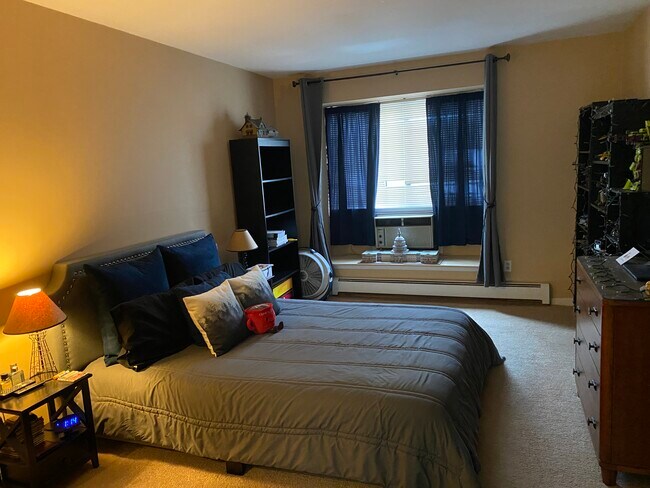 Bedroom - 50 Aiken St Unit 164