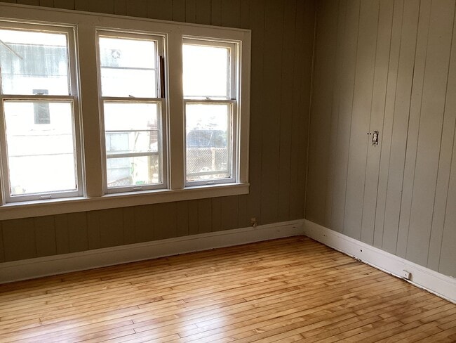 Photo - 5 bedroom single family home