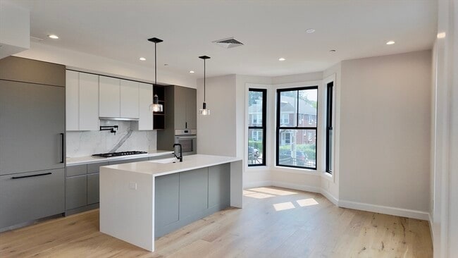 Photo - 201 Washington St Unit 1