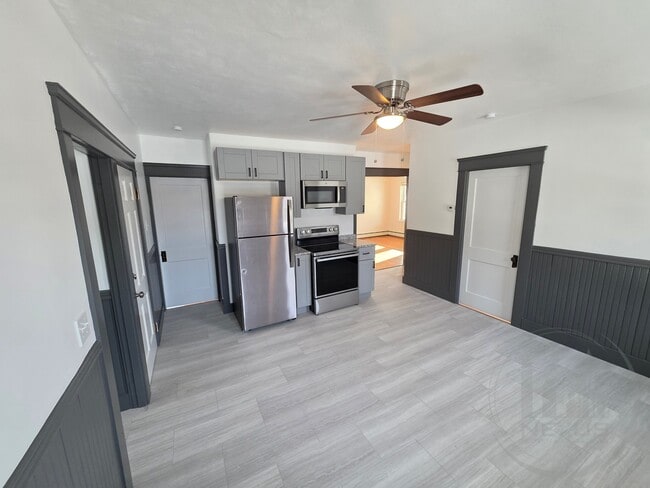 Photo - 49 Fenwood Ave Unit 2nd Floor