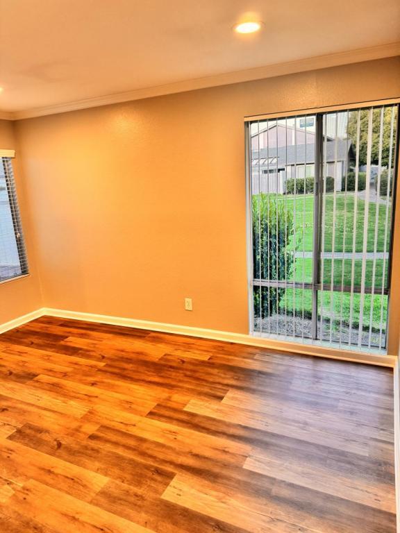 3451 Sea Breeze Walk