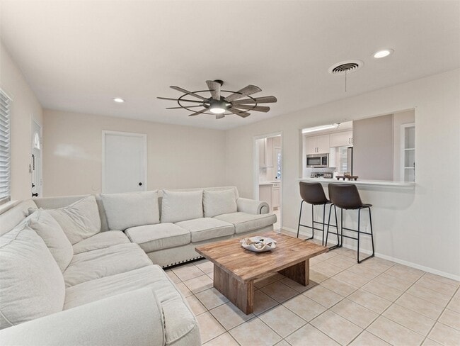Photo - 510 Overlook Dr