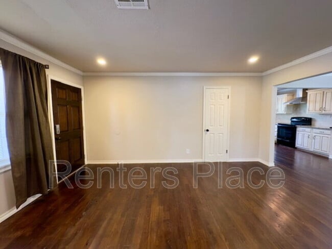 Photo - 4947 S Troost Ave