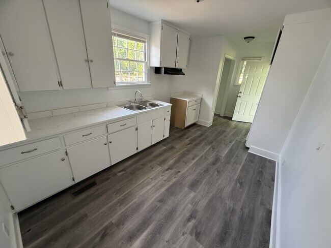 Photo - 3026 Texas St