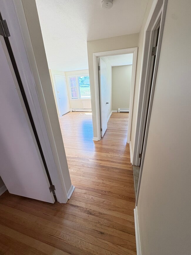 17 Lincoln Ave Unit 10