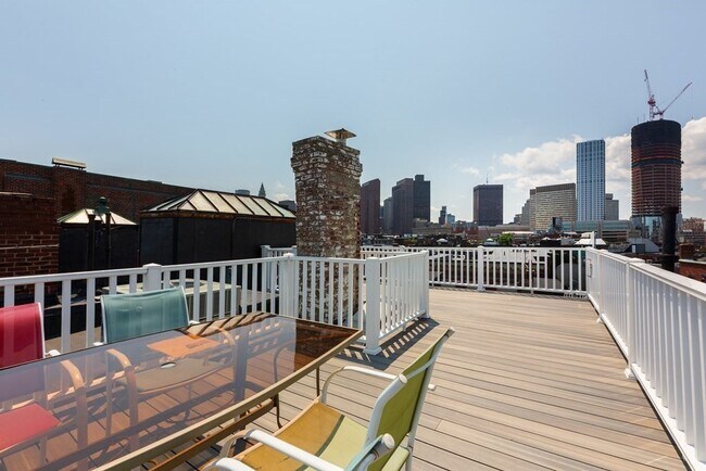 Photo - 38 N Bennet St Unit 5