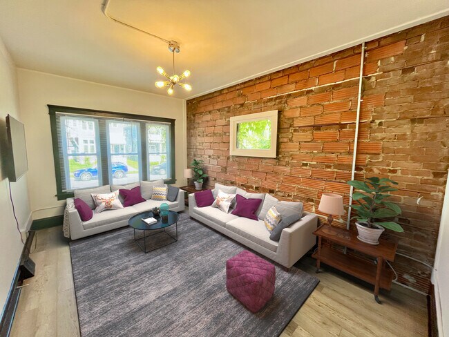 Photo - 1331 W 65th St Unit 102