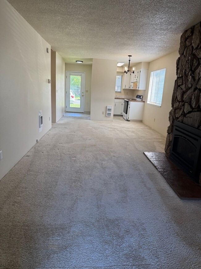 Photo - 162D00 Unit 2105