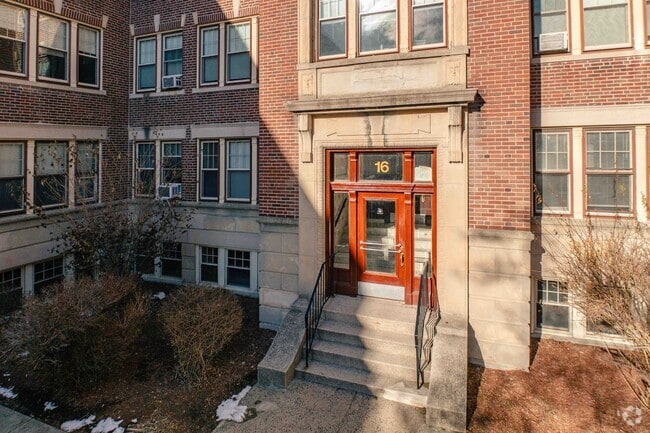 Entrada del edificio - 12-20 Alton Pl