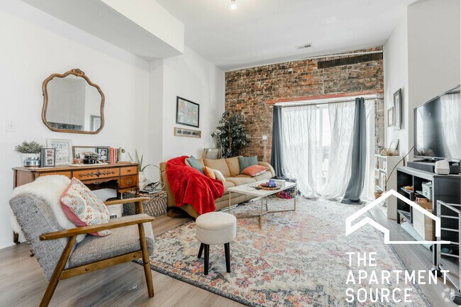 Building Photo - 2022 S Throop St Unit 4W Rental