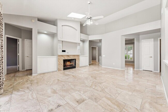 Photo - 19440 N 33rd Pl