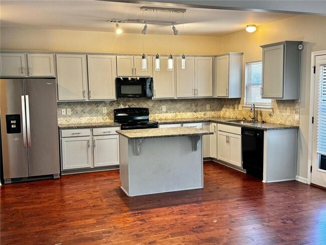 Photo - 2230 Village Trail Ct