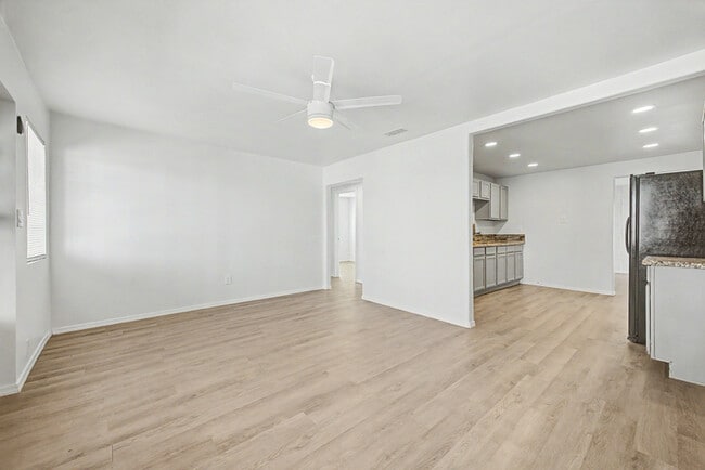 Photo - 2045 E Orange St.