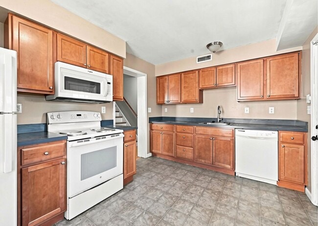 Photo - 344-346 W. 1st Ave Unit Apartment A