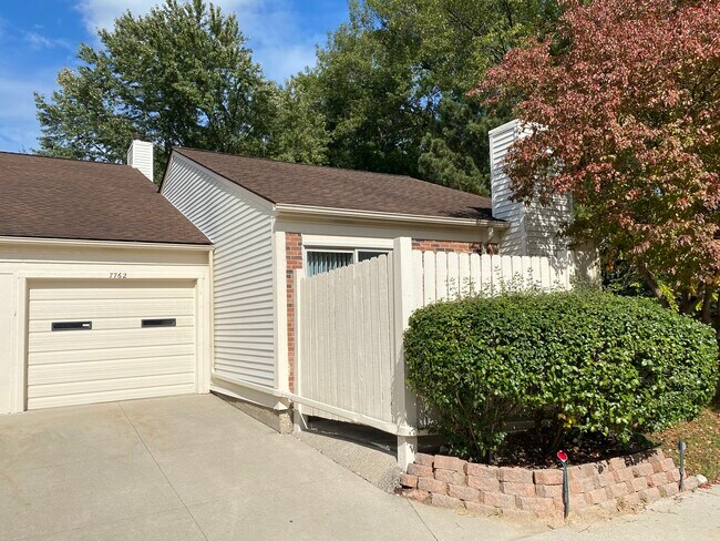 Photo - 7762 Lake Ridge Dr Unit 7762