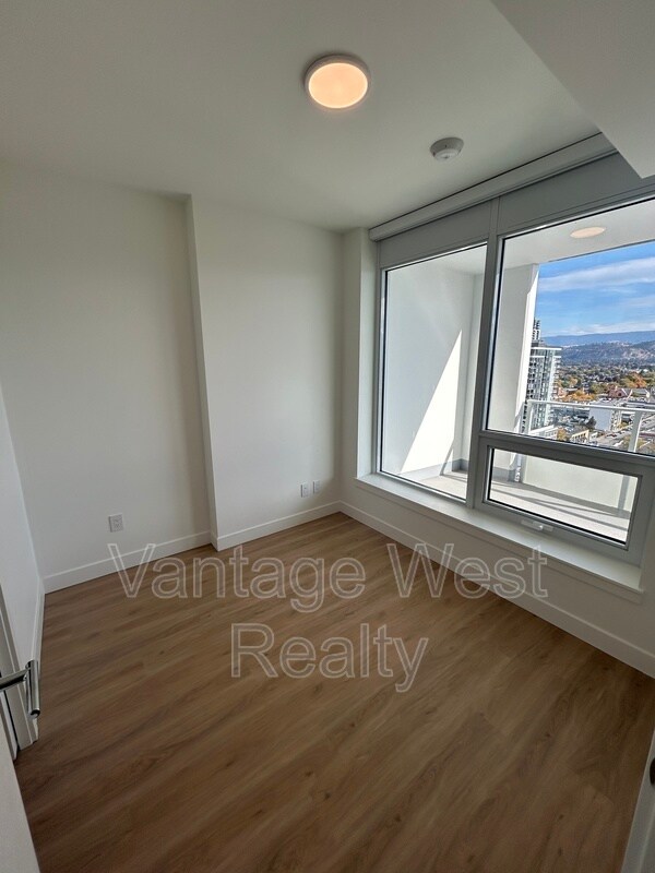 Photo - 1626 Water St