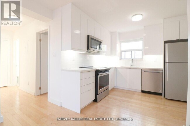 Photo - 4 Benson Ave Unité 6