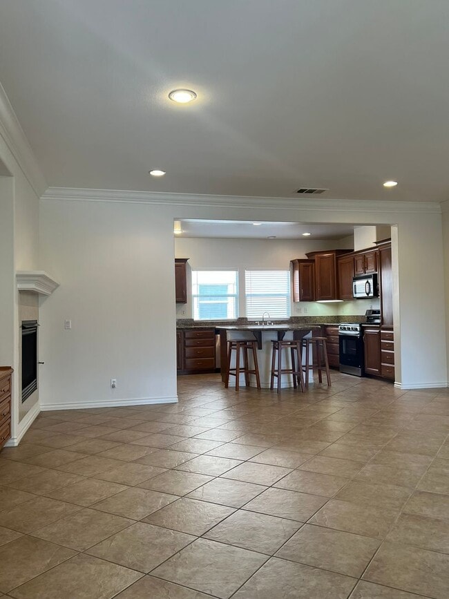 Photo - Skyline Villas: Hilltop Townhouse with Stunning Views in Signal Hill