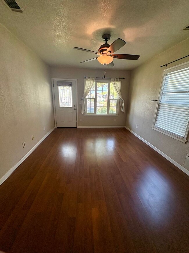 Photo - 5508 V St